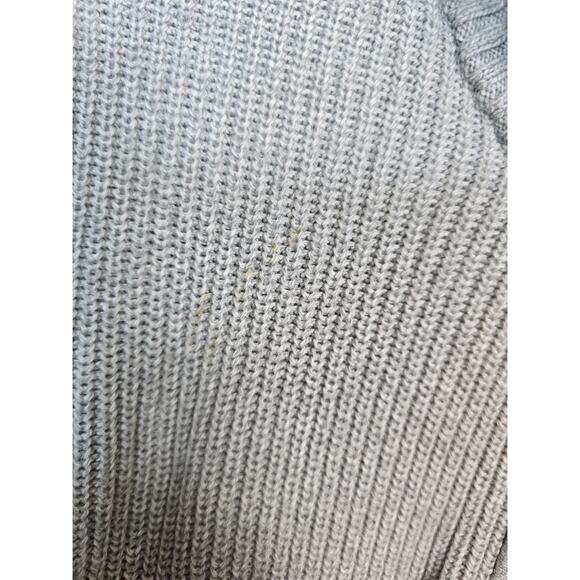 Calvin Klein Cable Knit Sweater Gray size Large see photo flaw - Picture 2 of 5